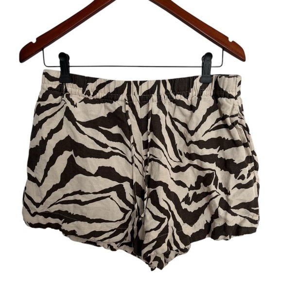 H&M linen blend Zebra Print Shorts cream and brown size medium - Picture 1 of 5